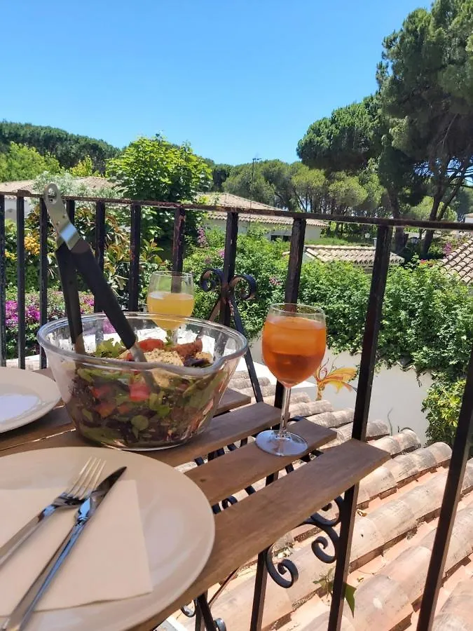 Benamara Gardens, Apartment With Pool, 100M From Beach Near Marbella & Estepona